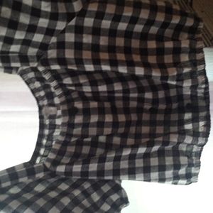 Cato black and white plaid crop top. Size xl brand new with tags